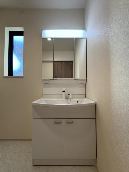 成田市　大袋（おおぶくろ）全３棟　A号棟の洗面台・洗面所画像