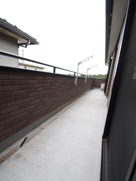 千葉市若葉区原町（ちばし　わかばく　はらまち）のバルコニー画像