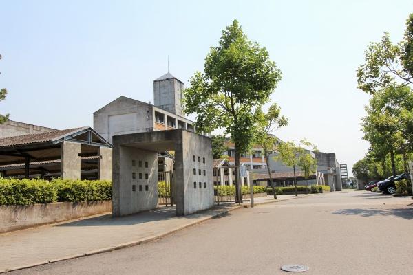 クレイドルガーデン　東金市　台方　第９　全４棟　１号棟の中学校画像