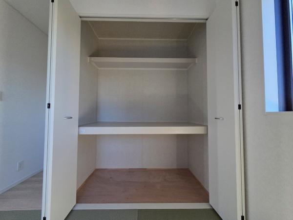 クレイドルガーデン　東金市　台方　第９　全４棟　１号棟の収納画像