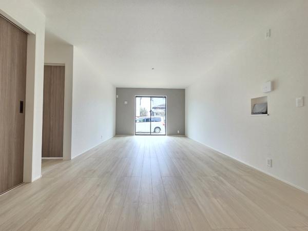 リナージュ　八街市八街に01期　全１棟　１号棟のリビング画像