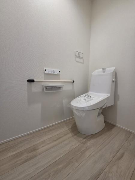 リナージュ　八街市八街に01期　全１棟　１号棟のトイレ画像