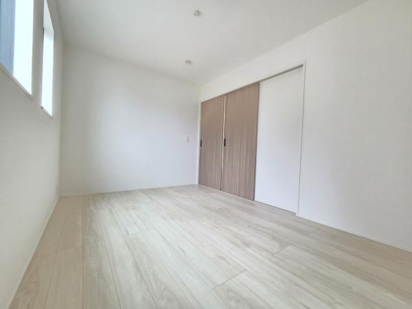 リナージュ　八街市八街に01期　全１棟　１号棟の洋室画像