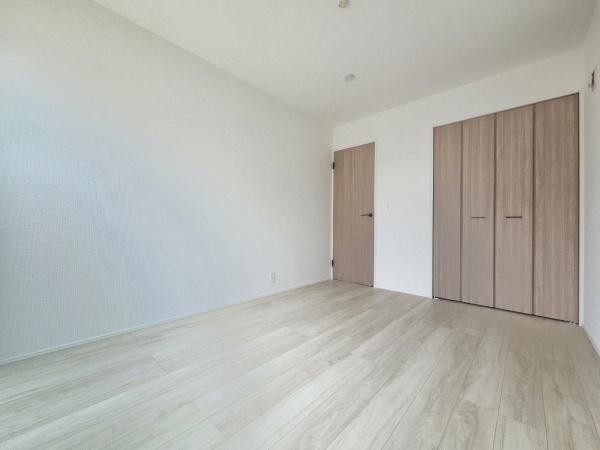 リナージュ　八街市八街に01期　全１棟　１号棟の洋室画像