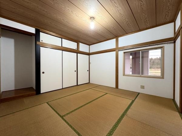 山武郡芝山町新井田（さんぶぐんしばやままちにいだ）の和室画像