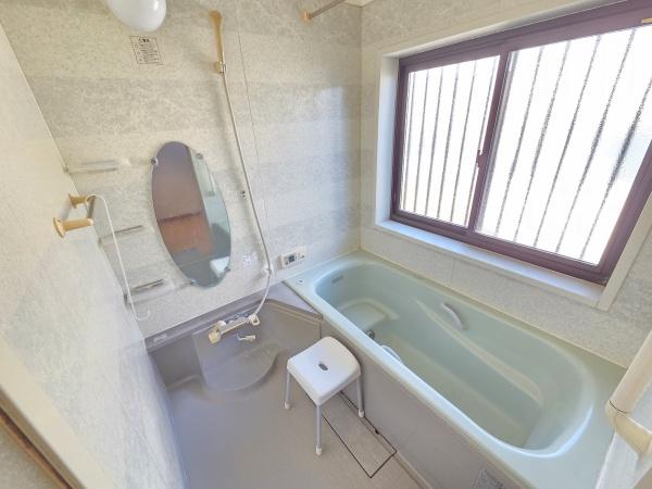 八街市八街はの中古一戸建のバス画像