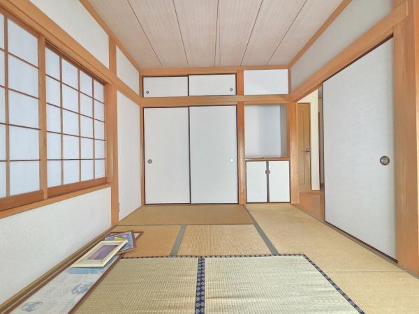 八街市八街はの中古一戸建の洋室画像