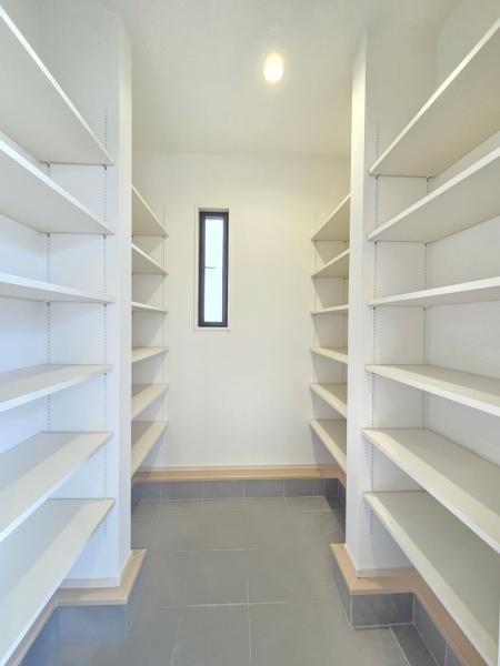 ザ・ドリームフィールド成田75(富里市七栄)1号棟の収納画像