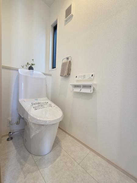 ザ・ドリームフィールド成田75(富里市七栄)1号棟のトイレ画像