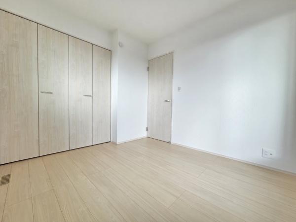 ザ・ドリームフィールド成田75(富里市七栄)1号棟の洋室画像