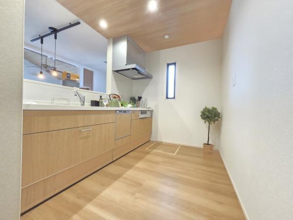 ザ・ドリームフィールド成田75(富里市七栄)4号棟のキッチン画像