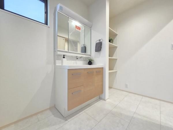 ザ・ドリームフィールド成田75(富里市七栄)4号棟のトイレ画像