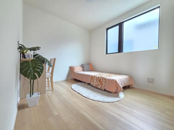 ザ・ドリームフィールド成田75(富里市七栄)4号棟の洋室画像