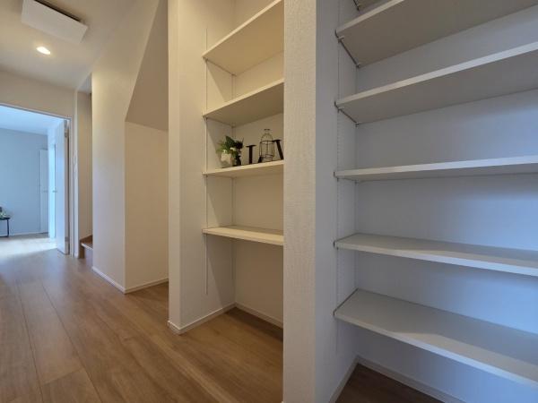 ザ・ドリームフィールド成田75(富里市七栄)4号棟の収納画像