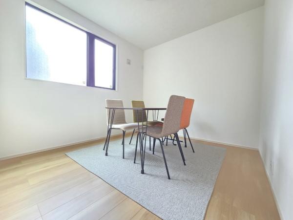 ザ・ドリームフィールド成田75(富里市七栄)4号棟の洋室画像