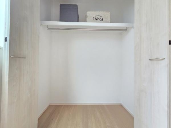 ザ・ドリームフィールド成田75(富里市七栄)4号棟の収納画像
