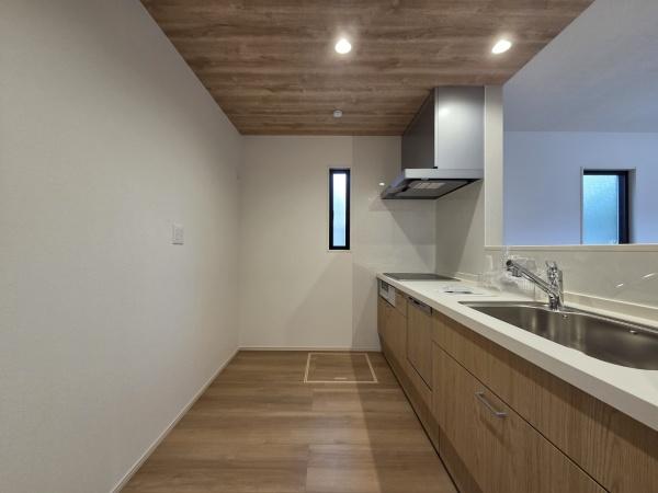 ザ・ドリームフィールド成田75(富里市七栄)6号棟のキッチン画像