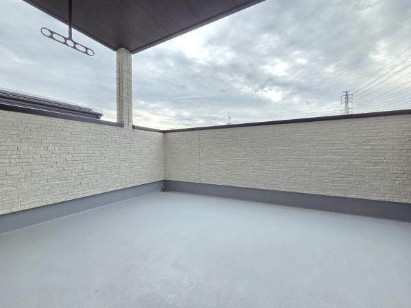 ザ・ドリームフィールド成田75(富里市七栄)6号棟のバルコニー画像