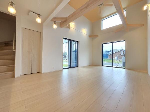 ザ・ドリームフィールド成田75(富里市七栄)13号棟のリビング画像