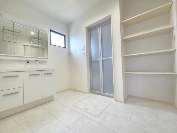 ザ・ドリームフィールド成田75(富里市七栄)13号棟の洗面台・洗面所画像