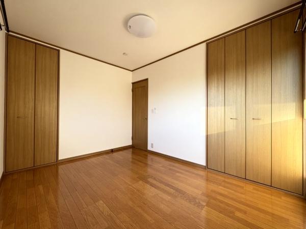 八街市 東吉田(やちまたし ひがしよしだ)の洋室画像