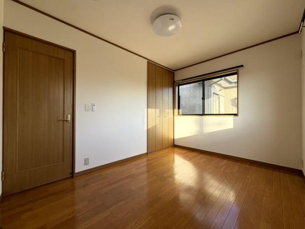 八街市 東吉田(やちまたし ひがしよしだ)の洋室画像