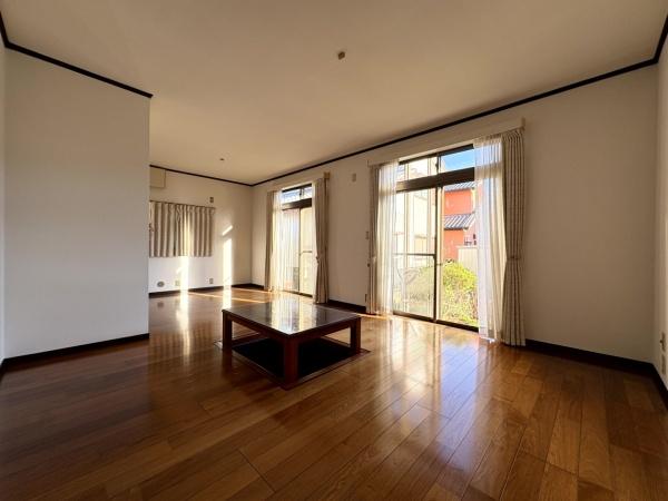 八街市　八街に　（やちまたし　やちまた　に）のリビング画像