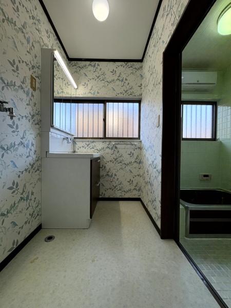 八街市　八街に　（やちまたし　やちまた　に）の洗面台・洗面所画像