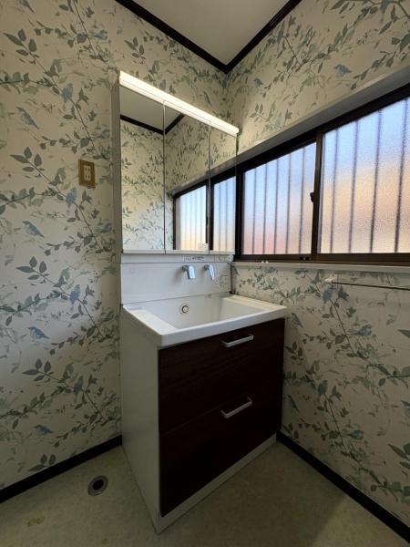 八街市　八街に　（やちまたし　やちまた　に）の洗面台・洗面所画像