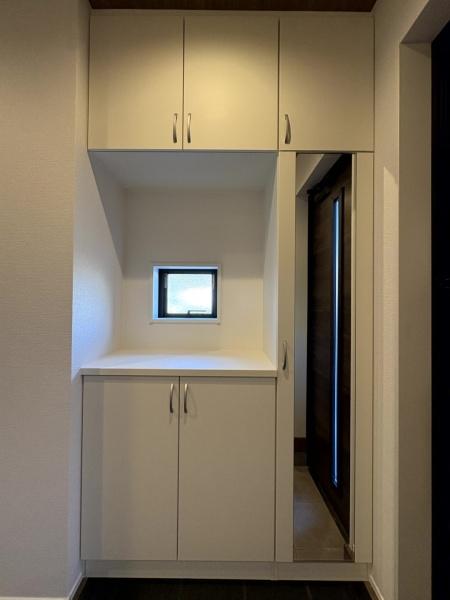 グラファーレ　富里市　御料　全９棟　２号棟の玄関画像