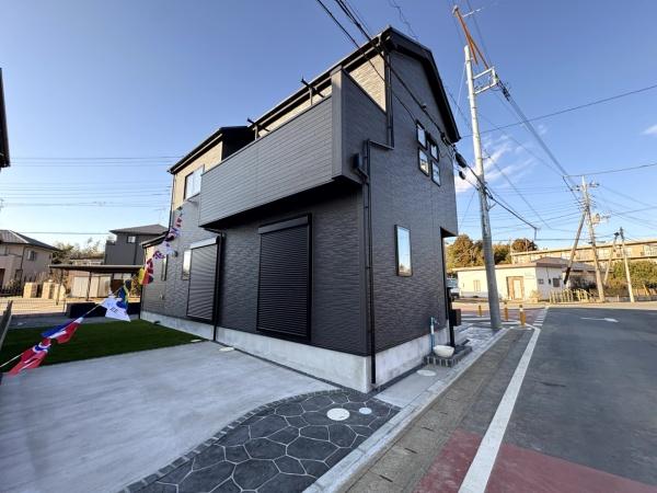 グラファーレ　富里市　御料　全９棟　２号棟の外観画像