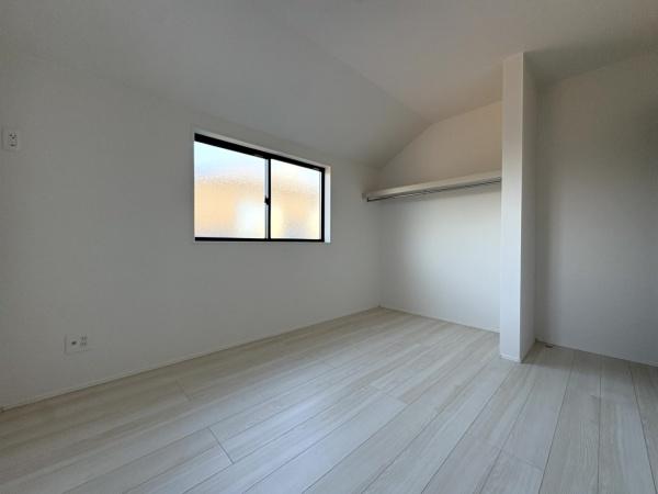 グラファーレ　富里市　御料　全９棟　３号棟の洋室画像