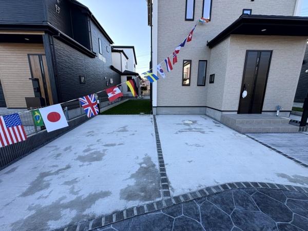 グラファーレ　富里市　御料　全９棟　３号棟の駐車場画像