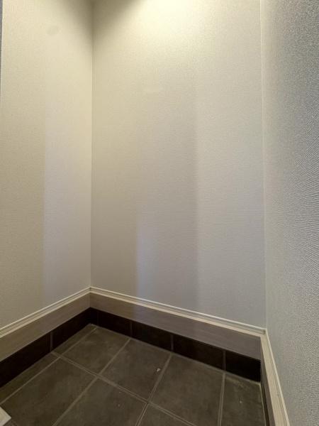 グラファーレ　富里市　御料　全９棟　３号棟の玄関画像