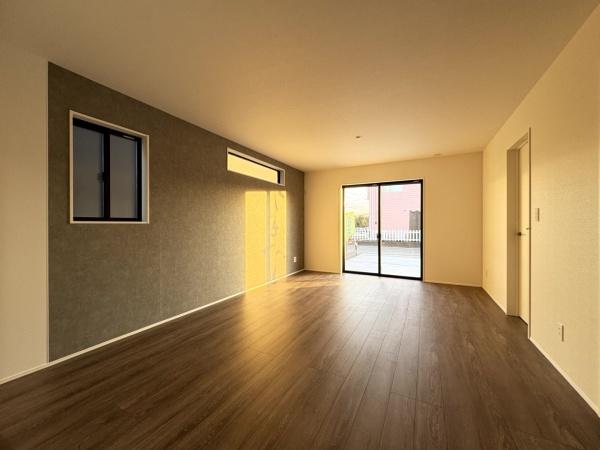 グラファーレ　富里市　御料　全９棟　８号棟のリビング画像