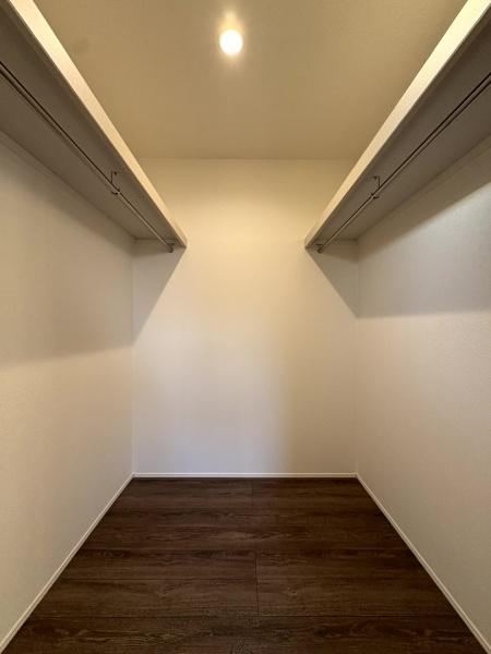 グラファーレ　富里市　御料　全９棟　８号棟の収納画像