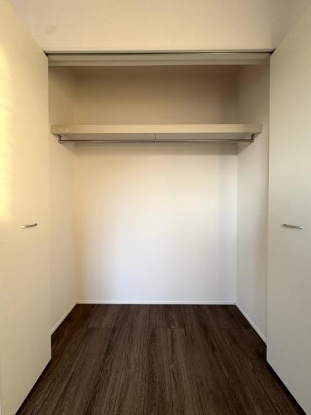 グラファーレ　富里市　御料　全９棟　８号棟の収納画像