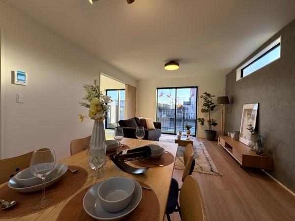 グラファーレ　富里市　御料　全９棟　９号棟のリビング画像