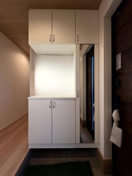 グラファーレ　富里市　御料　全９棟　９号棟の玄関画像