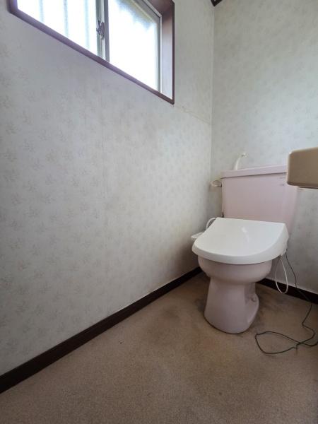 富里市　七栄（とみさとし　ななえ）のトイレ画像