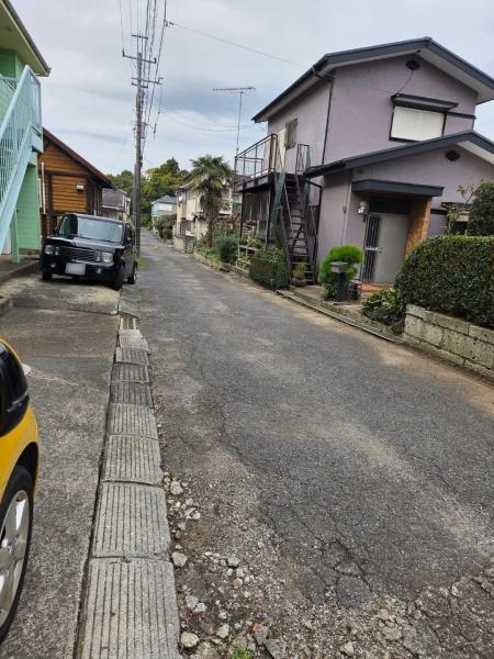 富里市　七栄（とみさとし　ななえ）の前面道路含む現地写真画像