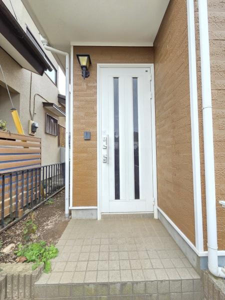 富里市　七栄（とみさとし　ななえ）の玄関画像