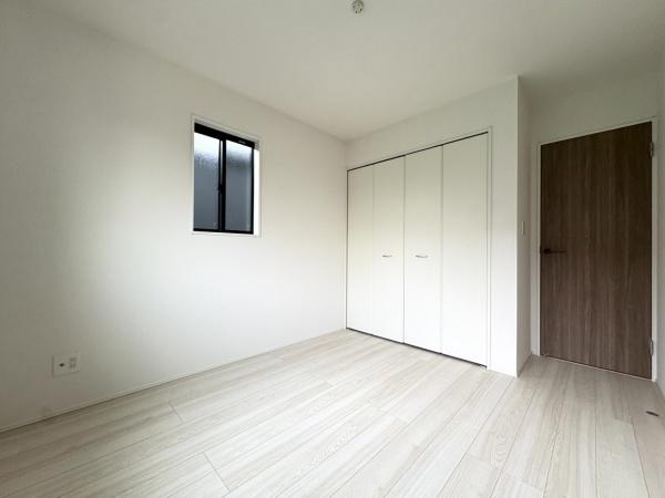 グラファーレ 佐倉市 石川3期 全4棟 3号棟の洋室画像