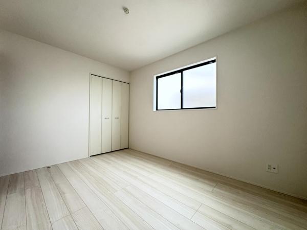 グラファーレ 佐倉市 石川3期 全4棟 3号棟の洋室画像