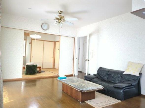 東金市　田間２丁目のリビング画像