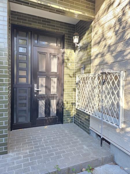 佐倉市　大佐倉（さくらし　おおざくら）の玄関画像