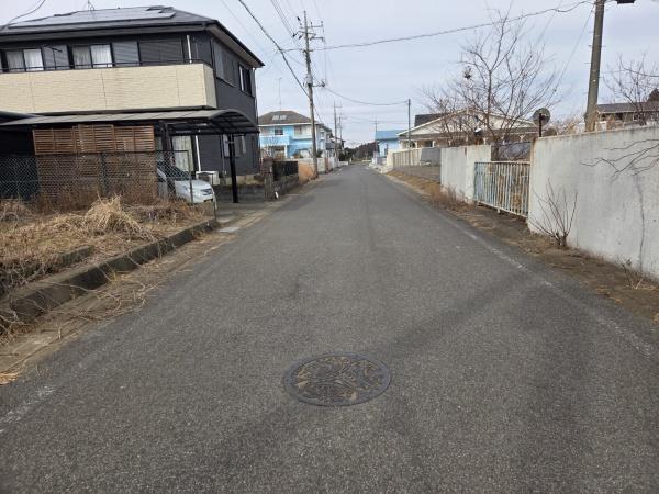 山武郡芝山町 新井田(にいだ)の前面道路含む現地写真画像