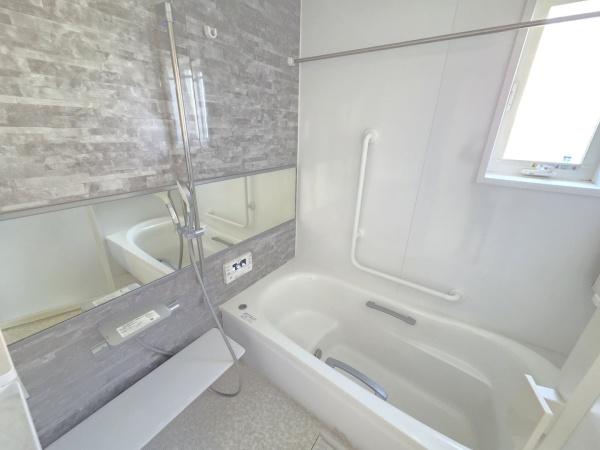 千葉市緑区あすみが丘3丁目のバス画像