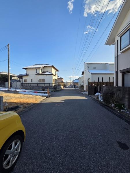 千葉市緑区あすみが丘3丁目の前面道路含む現地写真画像