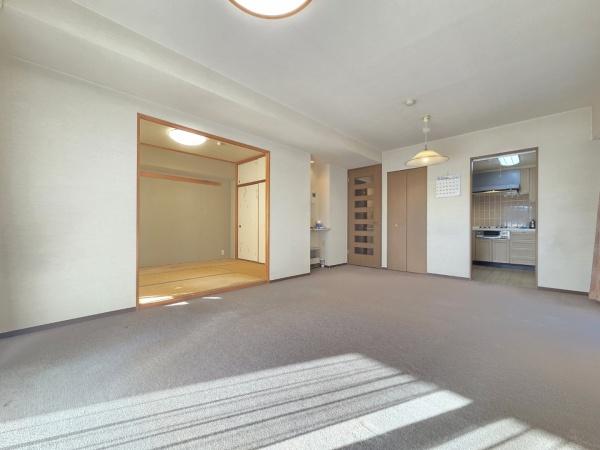 あすみが丘ガーデンコート杜の街壱番館のリビング画像